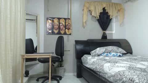 Snapshot of nazper_ chatting on 09.28.25 Nazper online show from 09.28.25