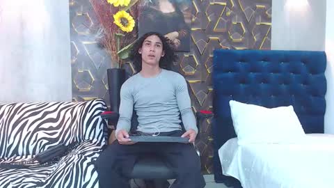 Snapshot of nazper_2 chatting on 10.19.25 NAZPER online show from 10.19.25