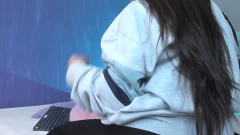 Snapshot of ne_fertari chatting on 01.10.25 Nefertari online show from 01.10.25