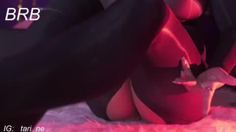 Snapshot of ne_fertari chatting on 09.25.25 Nefertari online show from 09.25.25