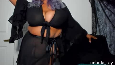 Snapshot of nebula_ray chatting on 11.22.25 Nebula Ray online show from 11.22.25