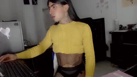 Snapshot of nebullax_mcqueen chatting on 02.15.26 nebullax_mcqueen online show from 02.15.26