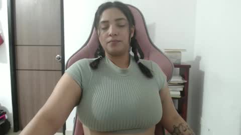 Snapshot of nebyula_star chatting on 04.16.26 Nebyula online show from 04.16.26