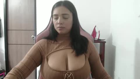 Snapshot of nebyula_star chatting on 05.27.26 Nebyula online show from 05.27.26
