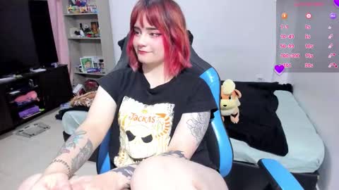 Geek Nicole    im Neeko UwU online show from 10.21.25