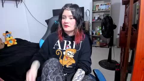 Geek Nicole    im Neeko UwU online show from 05.09.26