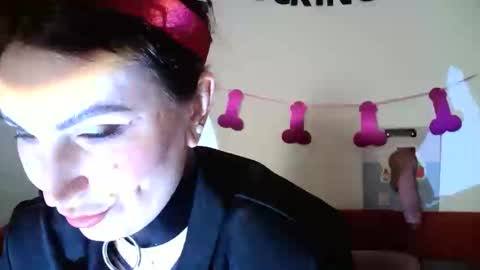 nefertiti_queen online show from 02.17.26