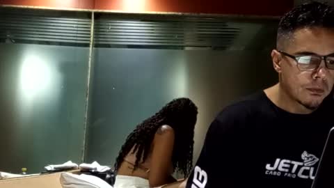 negagostosa25 online show from 10.21.25