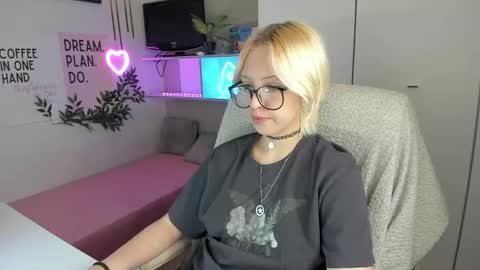 Kate online show from 05.18.26