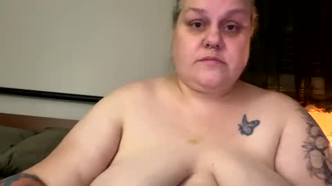 Nellie Atlas online show from 02.13.25