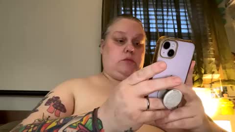 Snapshot of nellatlas chatting on 04.03.26 Nellie Atlas online show from 04.03.26