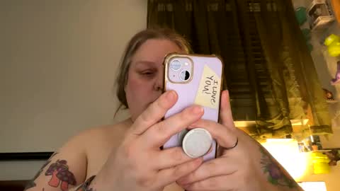 Snapshot of nellatlas chatting on 05.27.26 Nellie Atlas online show from 05.27.26