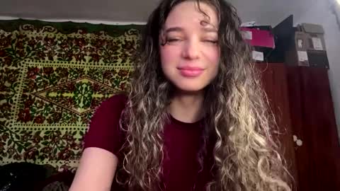 Angelihee online show from 04.05.26