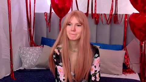 Snapshot of nellloyns chatting on 02.14.25 Nelly online show from 02.14.25