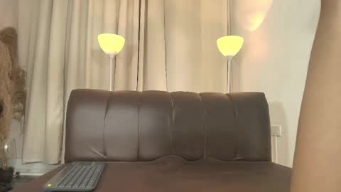 Snapshot of nelly_willd chatting on 03.07.26 nelly online show from 03.07.26