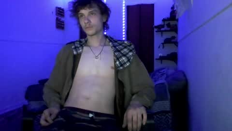 Snapshot of nephew_p chatting on 05.28.26 nephew_p online show from 05.28.26