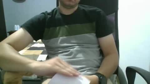 Snapshot of nerdxxx94 chatting on 04.12.26 MrBull online show from 04.12.26