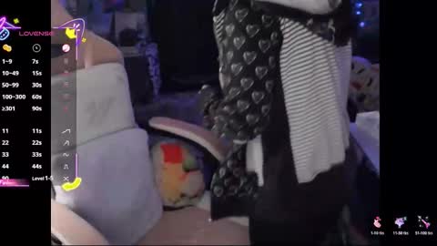 Snapshot of nerdy_squirty chatting on 02.13.26 NerdySquirty online show from 02.13.26