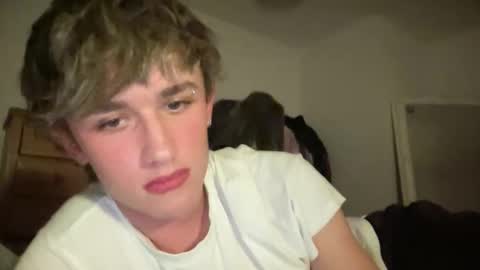 nerdytwink18 online show from 02.12.26