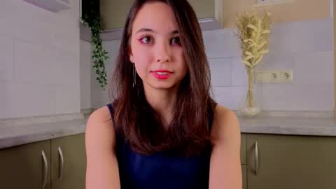 Snapshot of nerixalvire chatting on 05.17.26 Emily online show from 05.17.26
