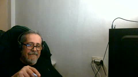 Snapshot of neron401 chatting on 05.17.26 neron401 online show from 05.17.26