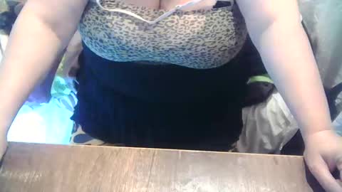 neslihan online show from 01.23.25