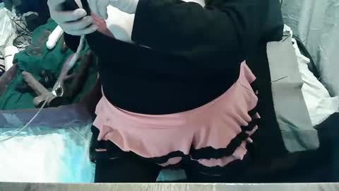 neslihan online show from 02.11.25