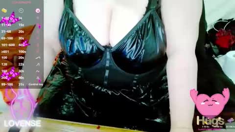 Snapshot of neslihan35 chatting on 05.15.26 neslihan online show from 05.15.26