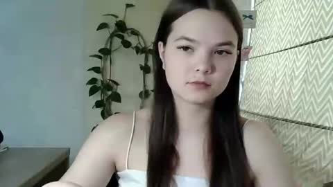 nessa2007 online show from 02.22.26