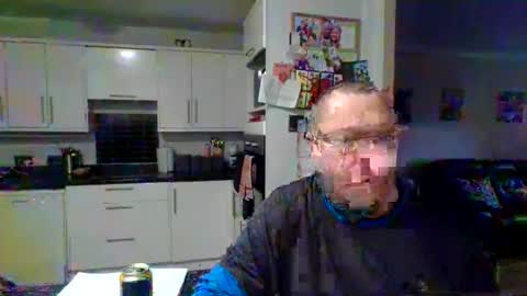 Snapshot of nesuk chatting on 02.11.25 nesuk online show from 02.11.25