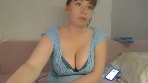 Snapshot of nettie789 chatting on 10.16.25 nettie789 online show from 10.16.25