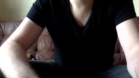 Neu242Gierig online show from 03.11.25