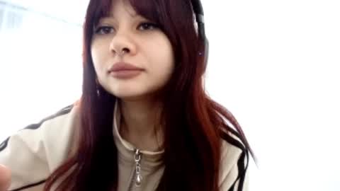 Snapshot of nevadakeizer chatting on 09.10.25 Sophia online show from 09.10.25