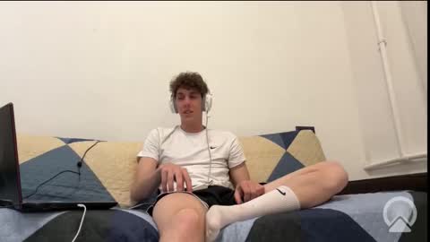 Snapshot of nevaldemar chatting on 05.19.26 nevaldemar online show from 05.19.26