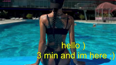 Snapshot of nevergiveup_1 chatting on 04.06.26 never give up online show from 04.06.26