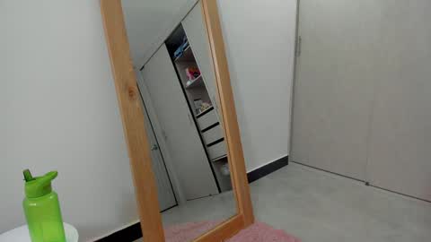 Snapshot of new_fire_fantasy chatting on 12.12.24 Samanta Sofia online show from 12.12.24