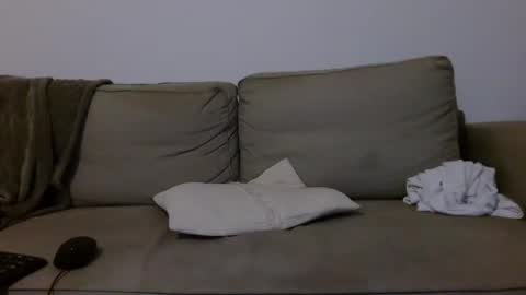 Snapshot of new_simi_74 chatting on 12.31.24 simi online show from 12.31.24