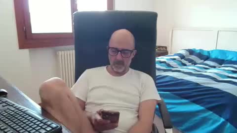 simi online show from 04.11.26