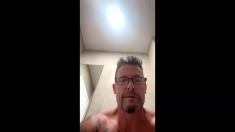 Snapshot of newbdes chatting on 02.09.25 Newbdes online show from 02.09.25