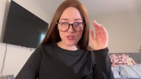 Lauren online show from 04.02.26