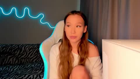 Mina online show from 10.03.25