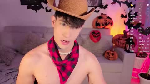   online show from 11.01.25