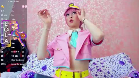 NEZUKO MITSURI online show from 10.14.25