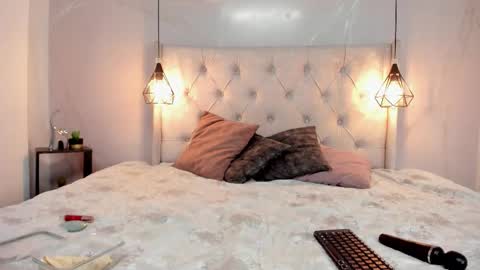 Milena online show from 10.11.25