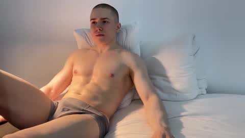 Snapshot of nfeibk chatting on 02.08.26 Adrian Von Ziegler online show from 02.08.26