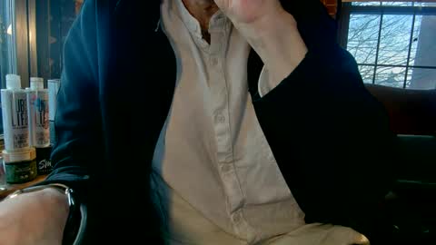 Snapshot of nfgwholoves2cum chatting on 01.14.25 NFG Nice Friendly Guy Dick online show from 01.14.25