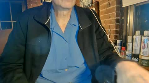 Snapshot of nfgwholoves2cum chatting on 03.05.25 NFG Nice Friendly Guy Dick online show from 03.05.25