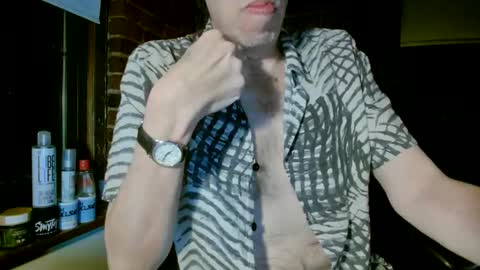 Snapshot of nfgwholoves2cum chatting on 03.08.25 NFG Nice Friendly Guy Dick online show from 03.08.25