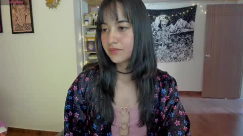 Nia online show from 09.24.25