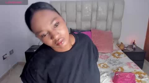 nia brown   online show from 04.09.26